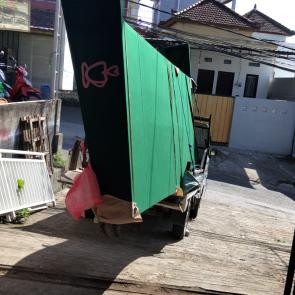 Material kanopi awning Besi Hollow 4x4x1.2mm Kain awning Cat dasar epoxi Finising rangka cat hitam dop Sablon logo Alamat : Jl Cempaka I No 7AB Dalung Kuta Utara - Bali Telepon 0811 3999 945
