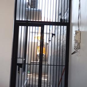 Material Pintu Teralis Hollow Galvanis 4x4x1.2mm Hollow Galvanis 1.5x1.5x1.2mm Engsel + Handle Pintu : 300.000 Finishing Alamat : Jl Cempaka I No 7AB Dalung Kuta Utara - Bali Telepon 0811 3999 945